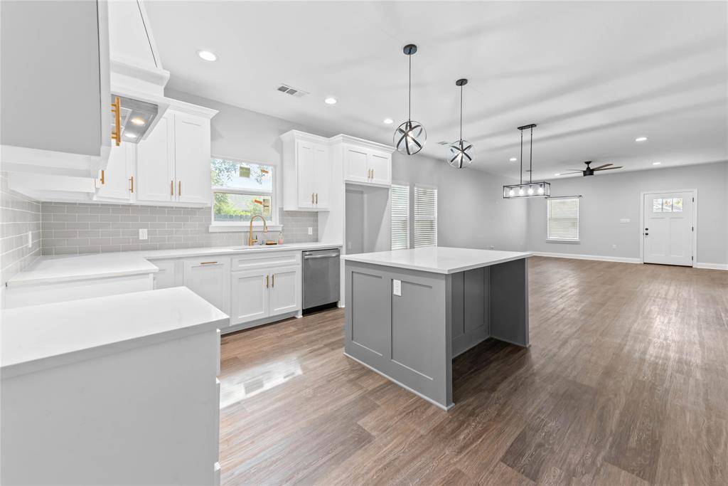 Waco, TX 76708,1924 Summer Avenue