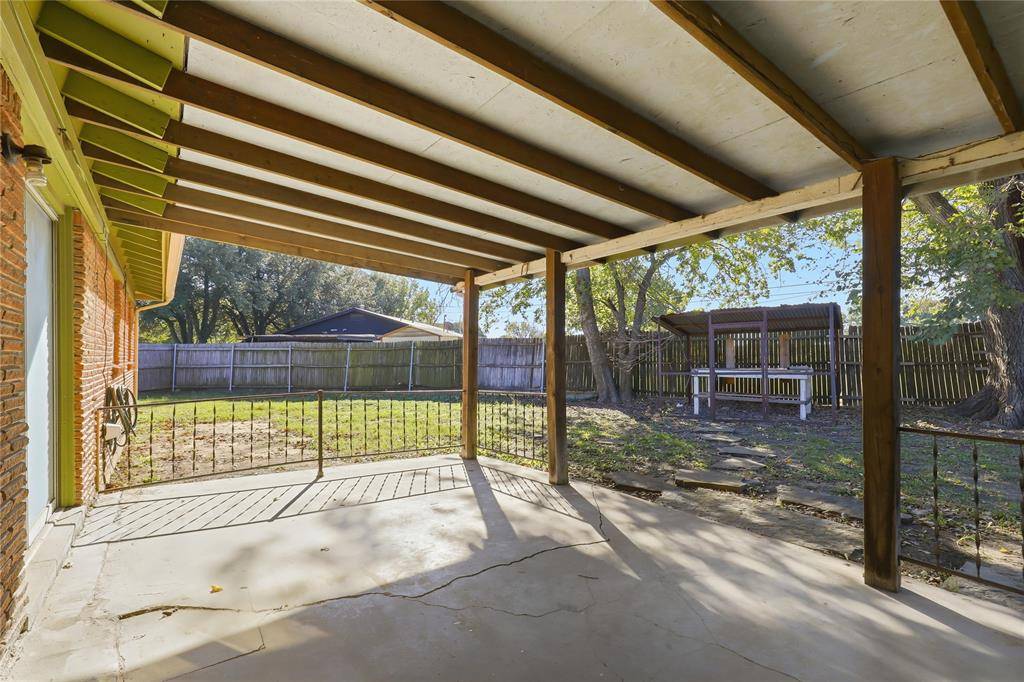 Fort Worth, TX 76134,1552 Roma Lane