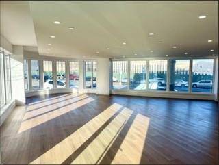 Staten  Island, NY 10301,160 Richmond TER