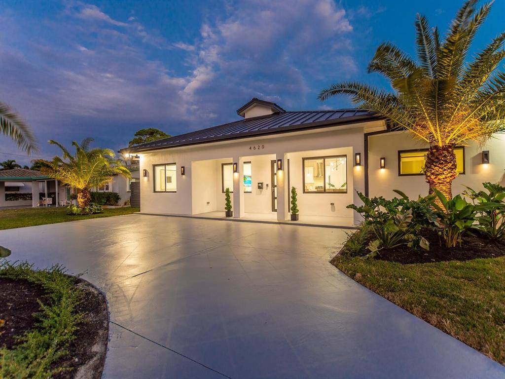 Oakland Park, FL 33334,4620 NE 4TH AV