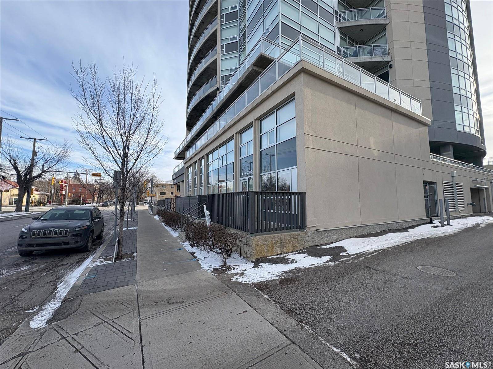 Regina, SK S4P 1Y8,2300 Broad STREET #101