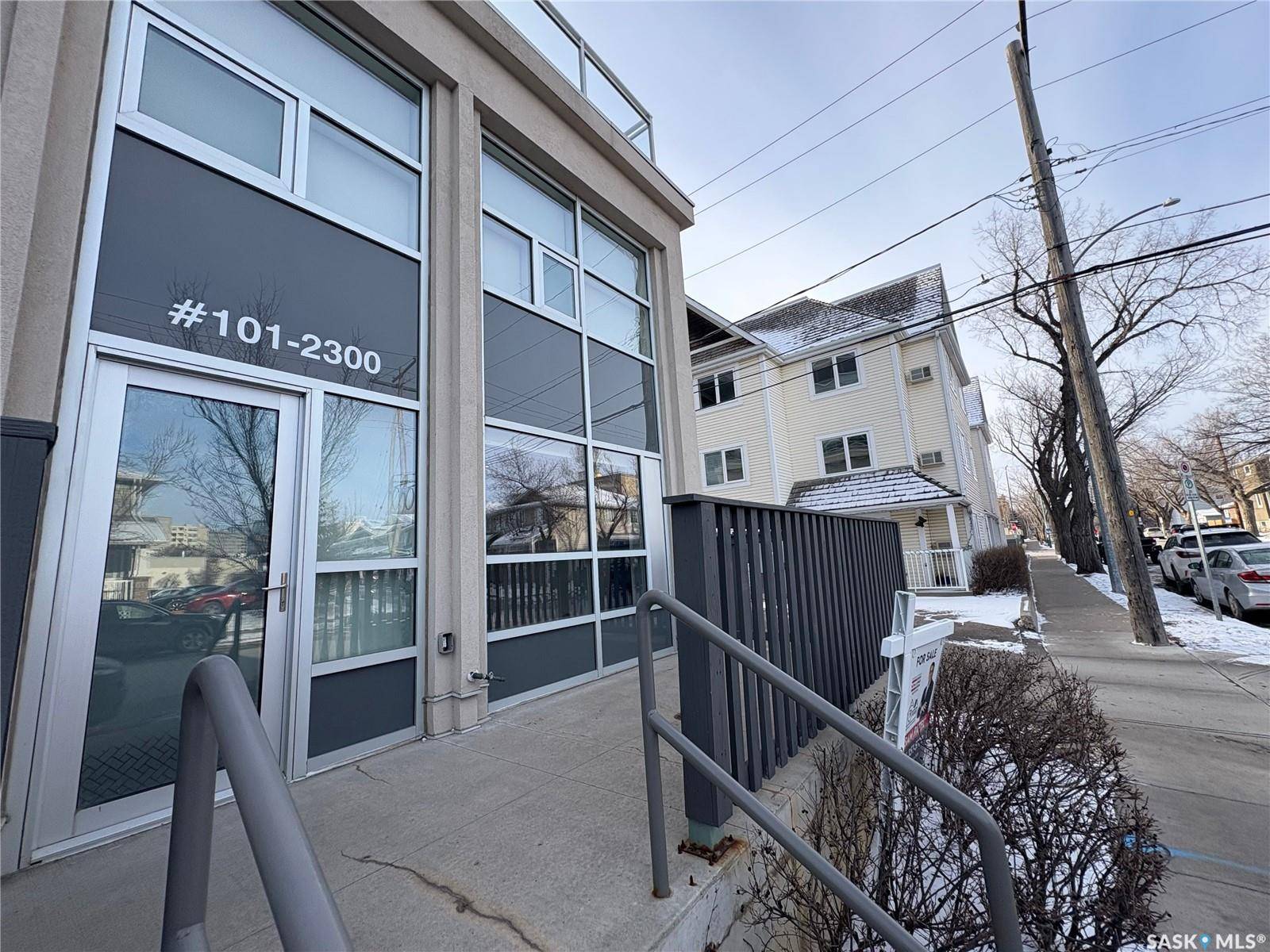 Regina, SK S4P 1Y8,2300 Broad STREET #101