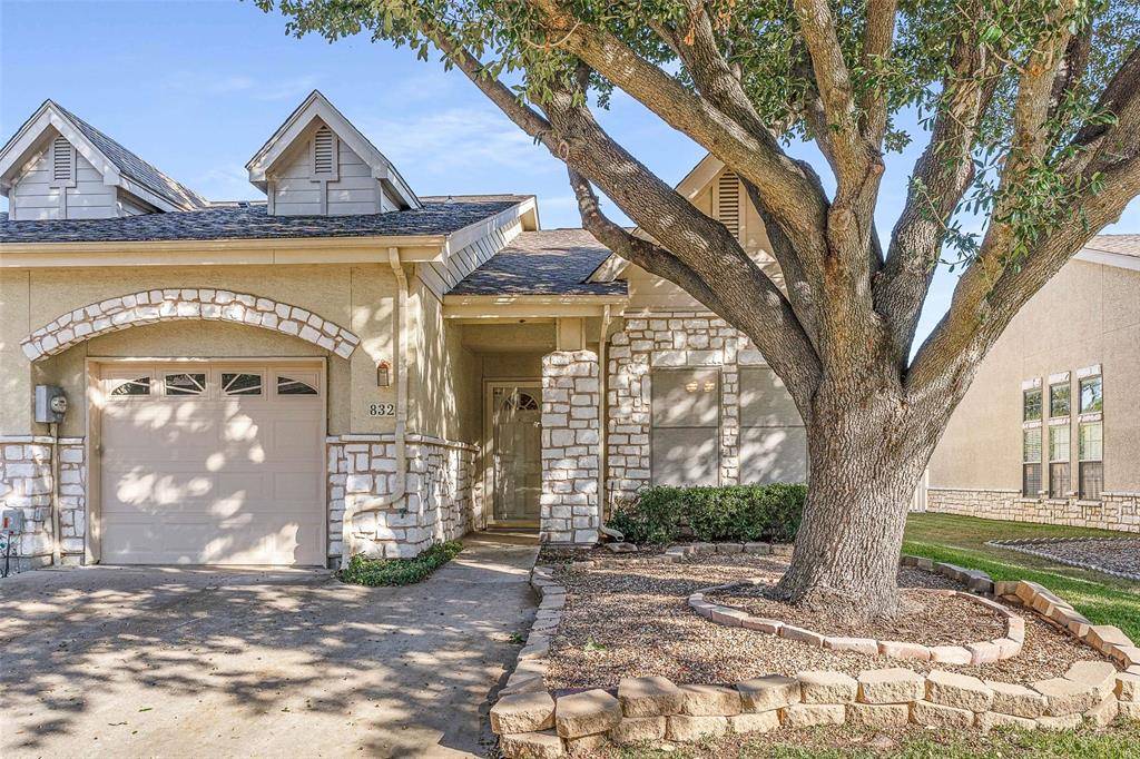 Grand Prairie, TX 75051,832 Beechcraft Avenue