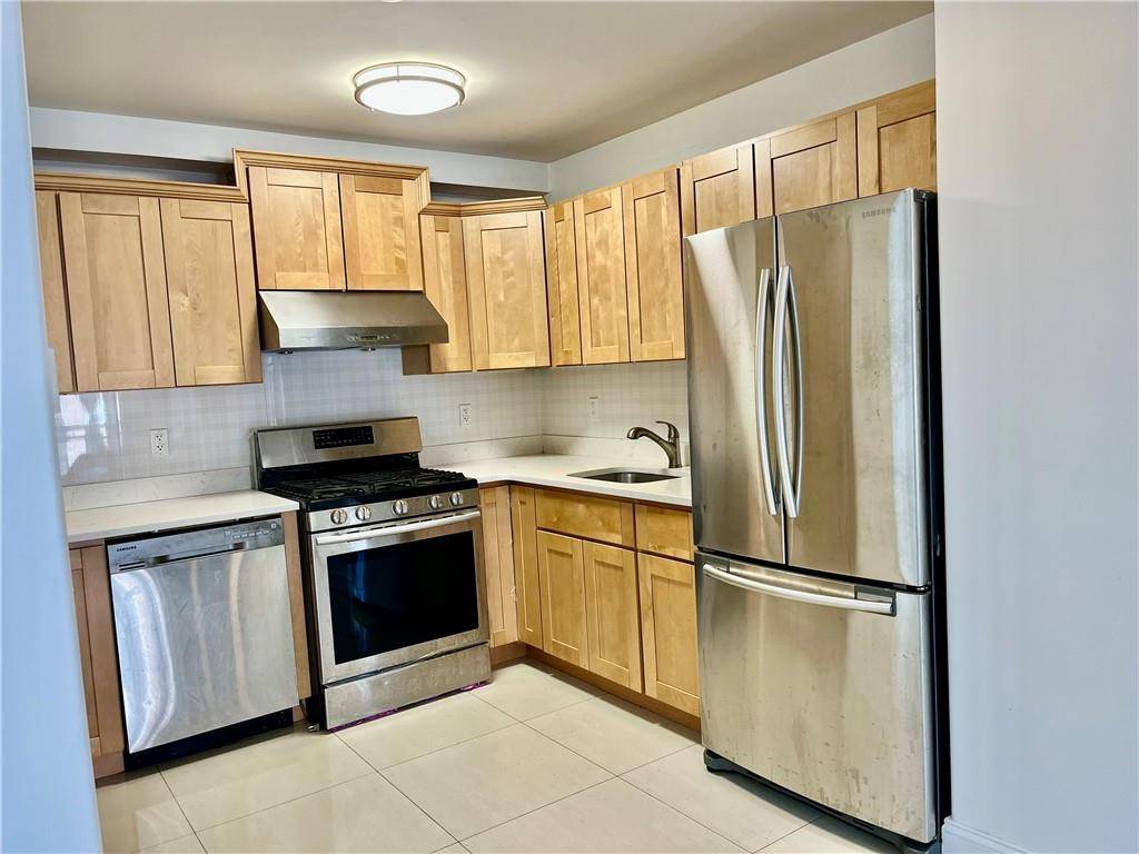 Rego Park, NY 11374,6538 Austin ST #4F