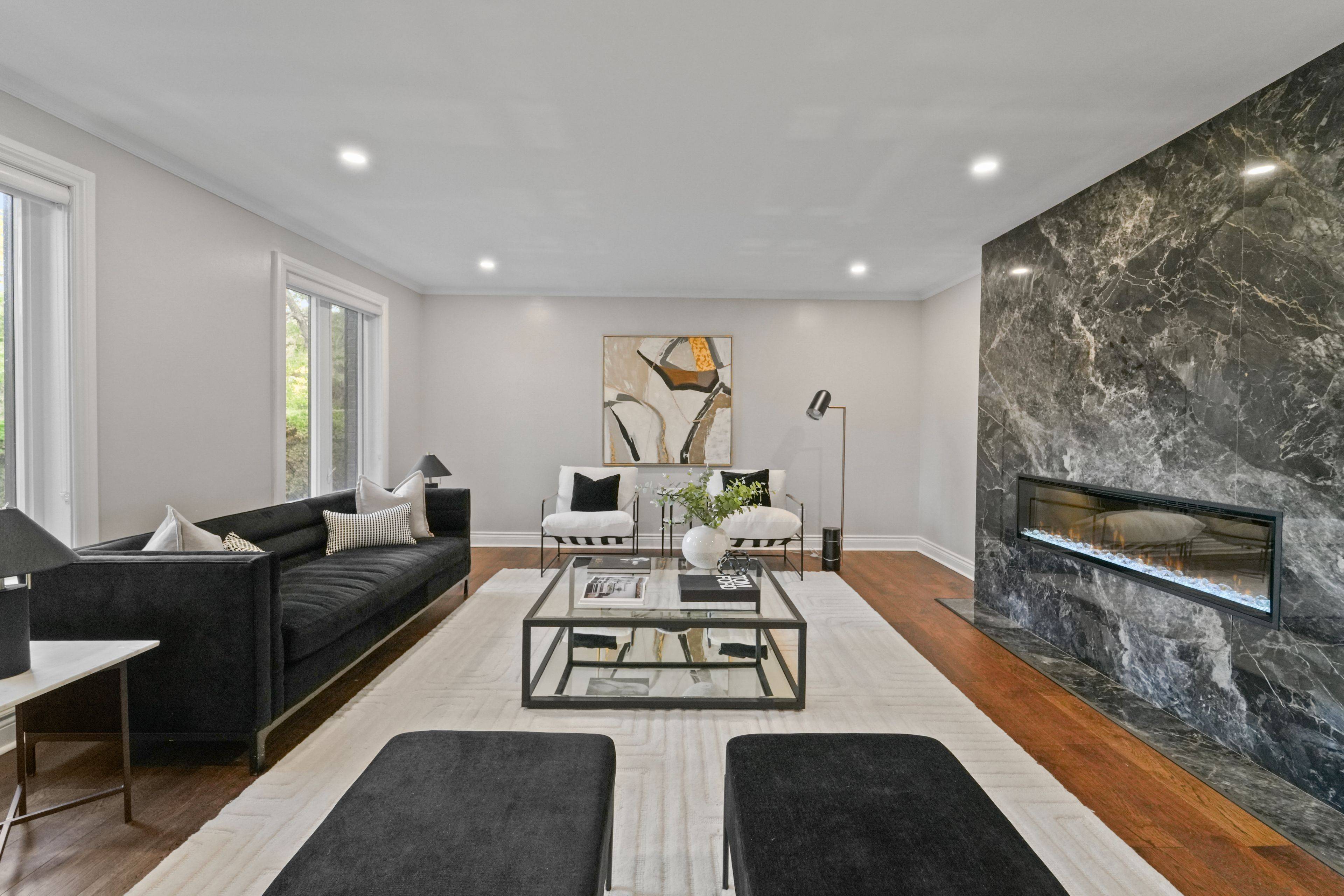 Mississauga, ON L5J 2P4,474 Bob-O-Link RD