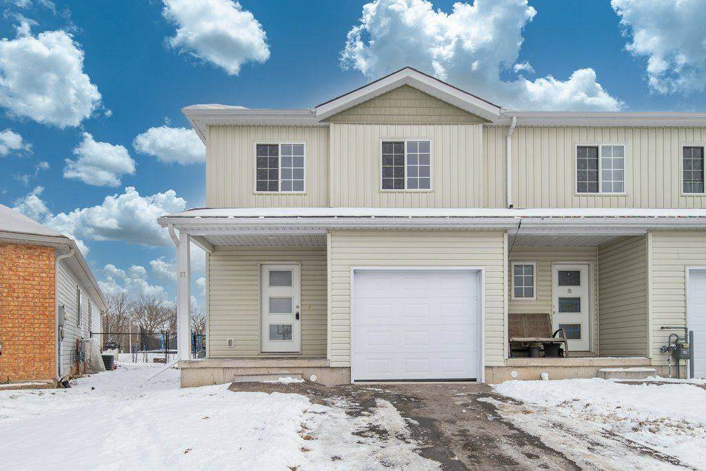 Greater Napanee, ON K7R 3P9,87 Kanvers WAY