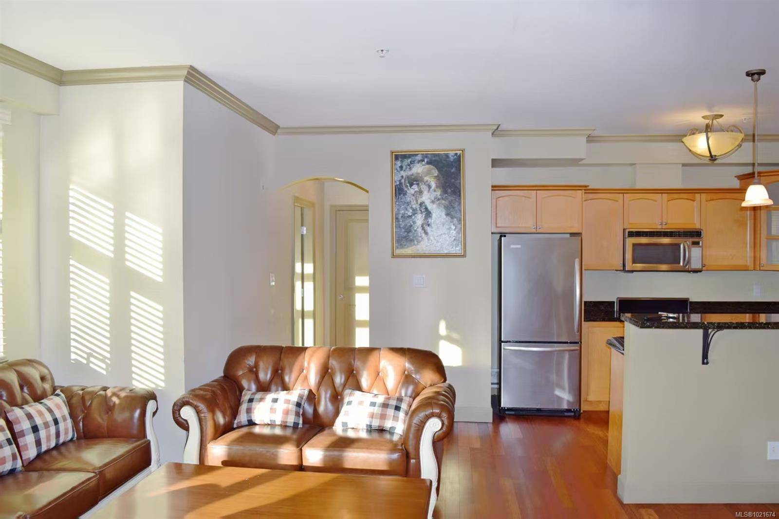 Saanich, BC V8N 0A1,1620 McKenzie Ave #309