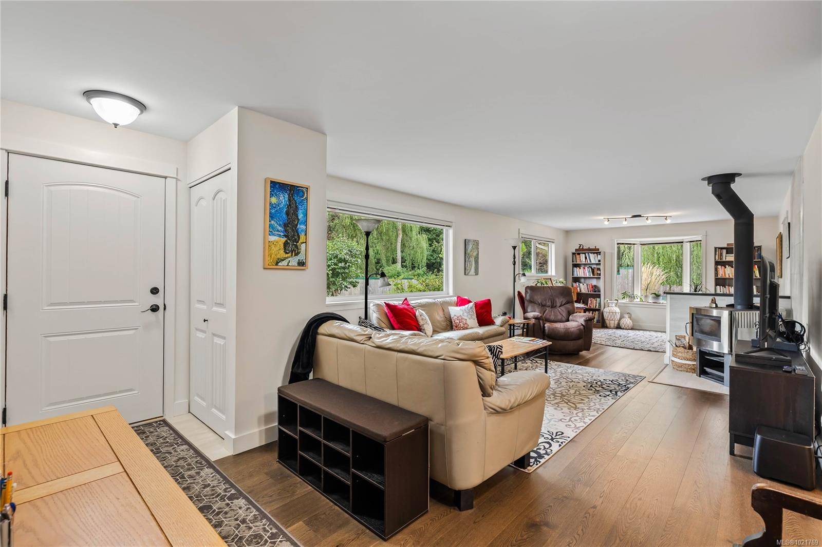 Salt Spring, BC V8K 2R6,220 Park Dr