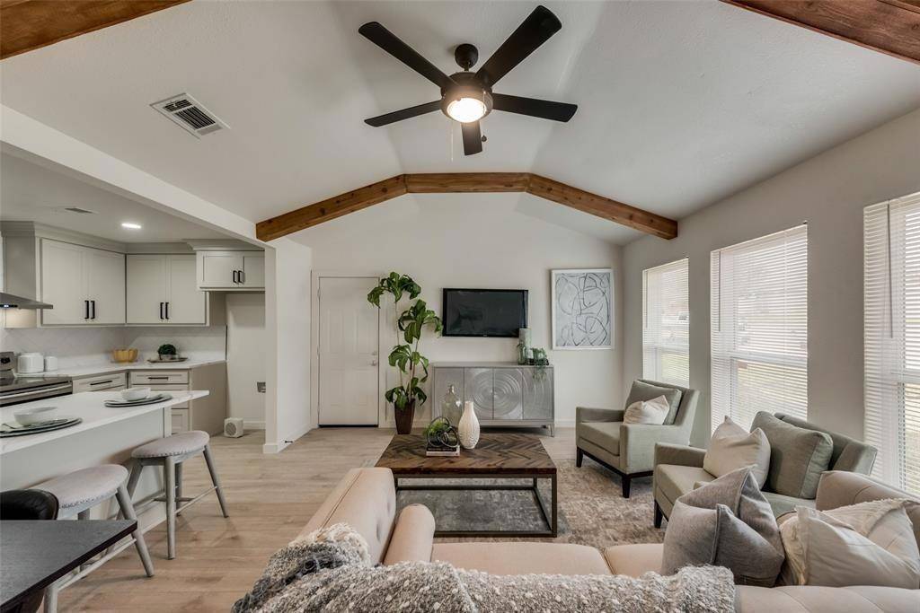 Dallas, TX 75217,9227 Crimnson Court