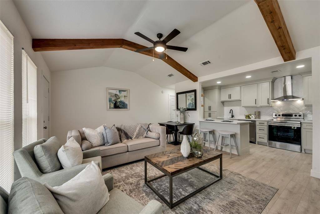 Dallas, TX 75217,9227 Crimnson Court