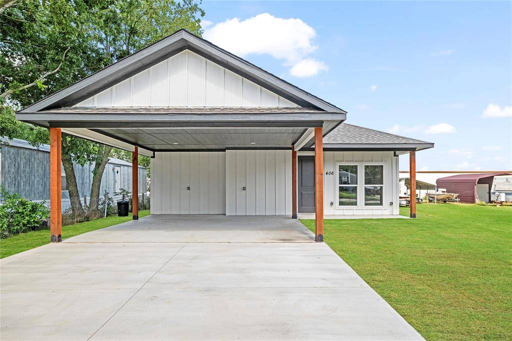 Whitesboro, TX 76273,406 Depot Street