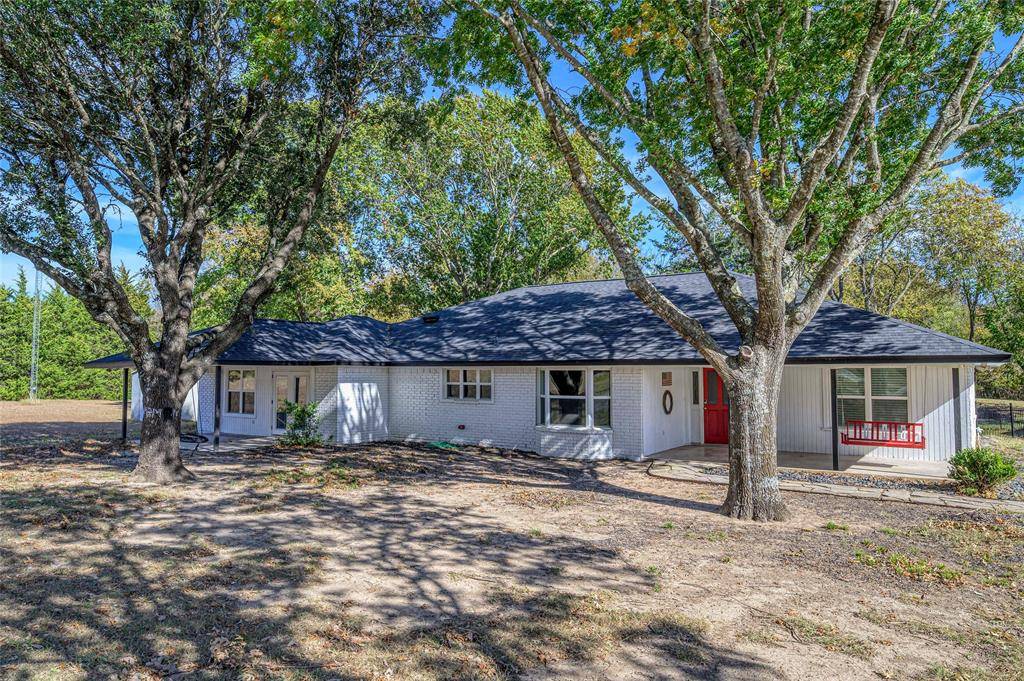 Whitewright, TX 75491,750 Possom Trot Hollow Road