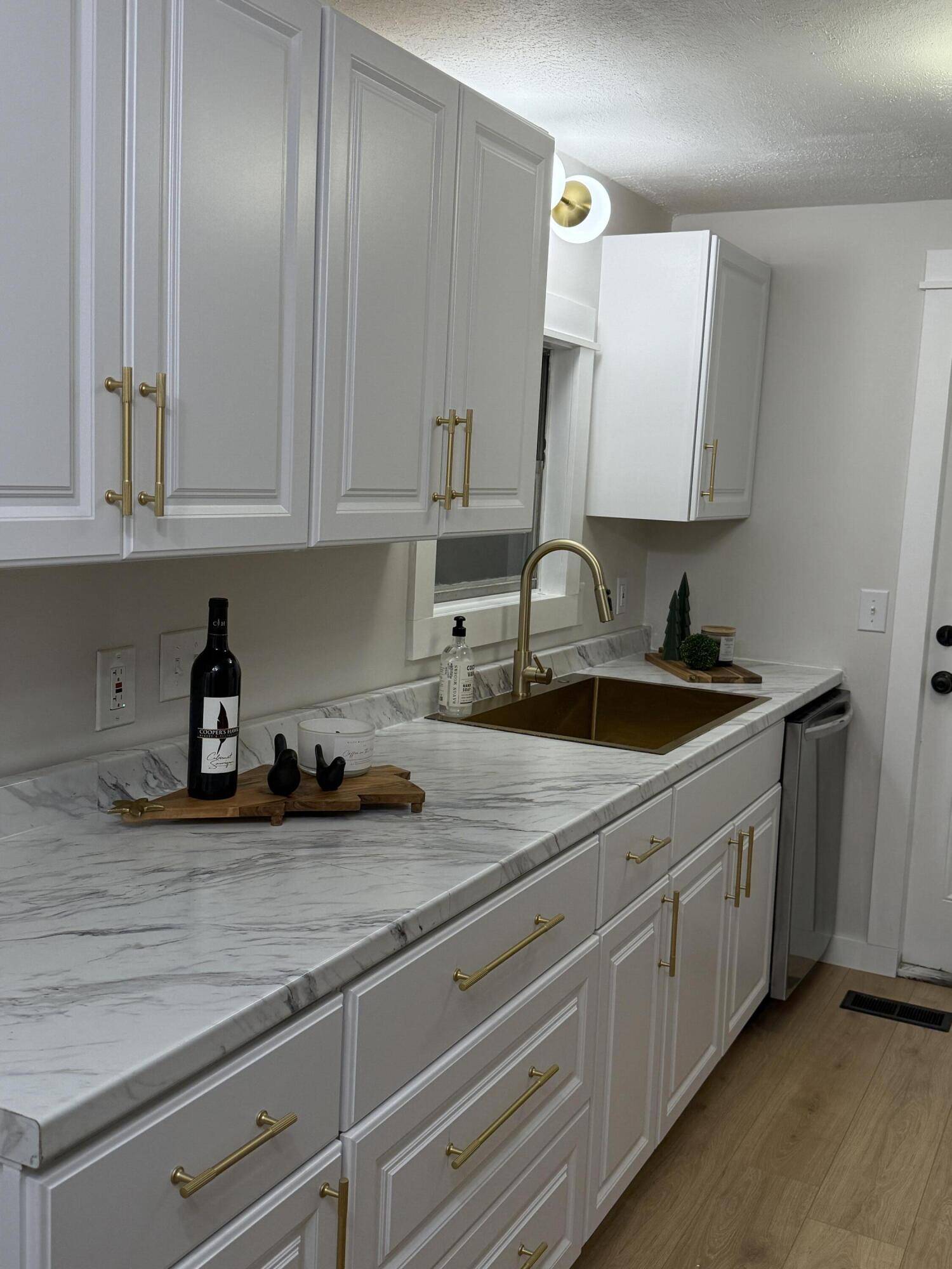 Sheridan, MI 48884,231 E Smith ST