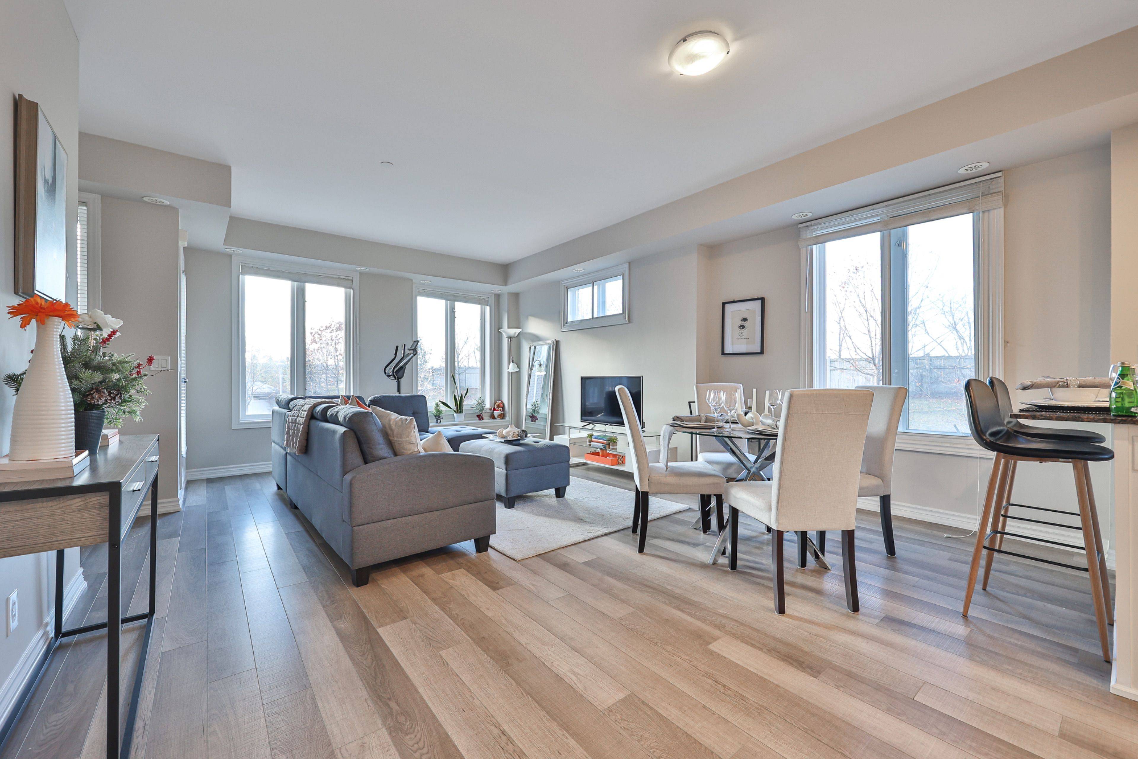 Toronto W06, ON M8V 0B8,30 Carnation AVE #92