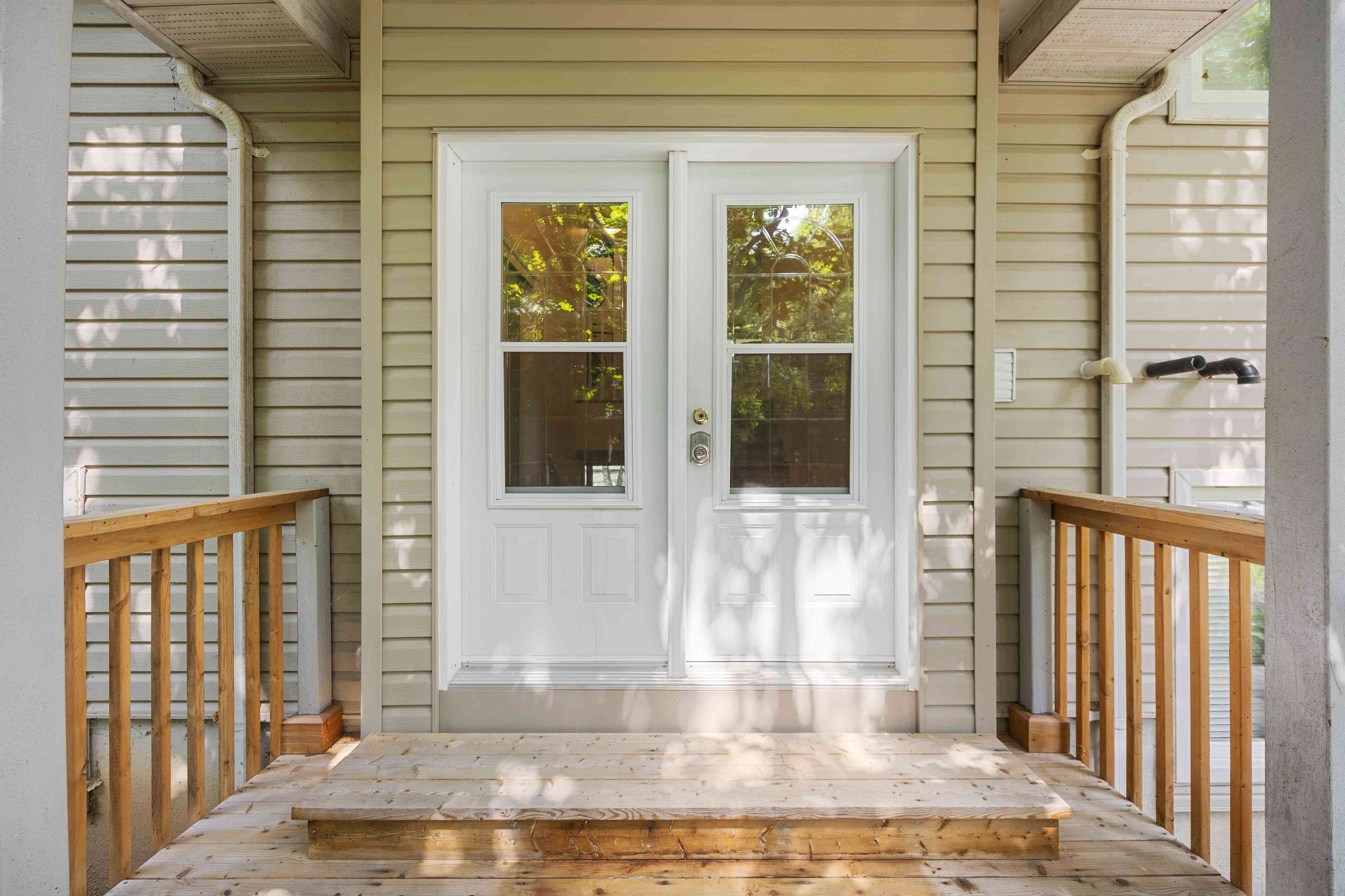 Selwyn, ON K0L 1T0,568 MALLARD CIR