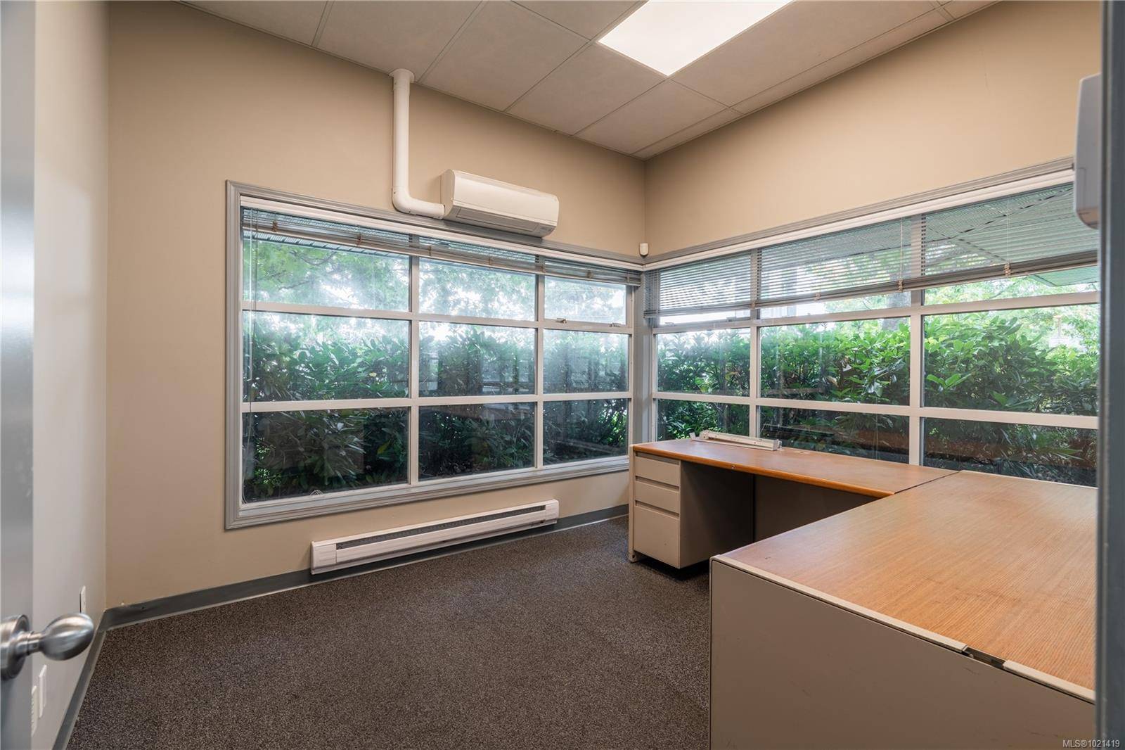 Central Saanich, BC V8M 2A8,6782 Veyaness Rd #1