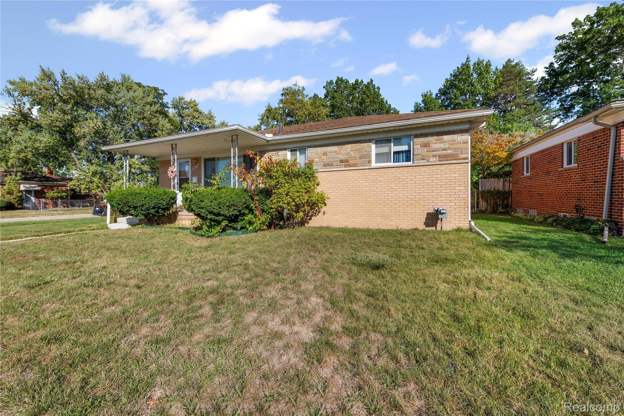 Warren, MI 48091,24544 Patricia AVE