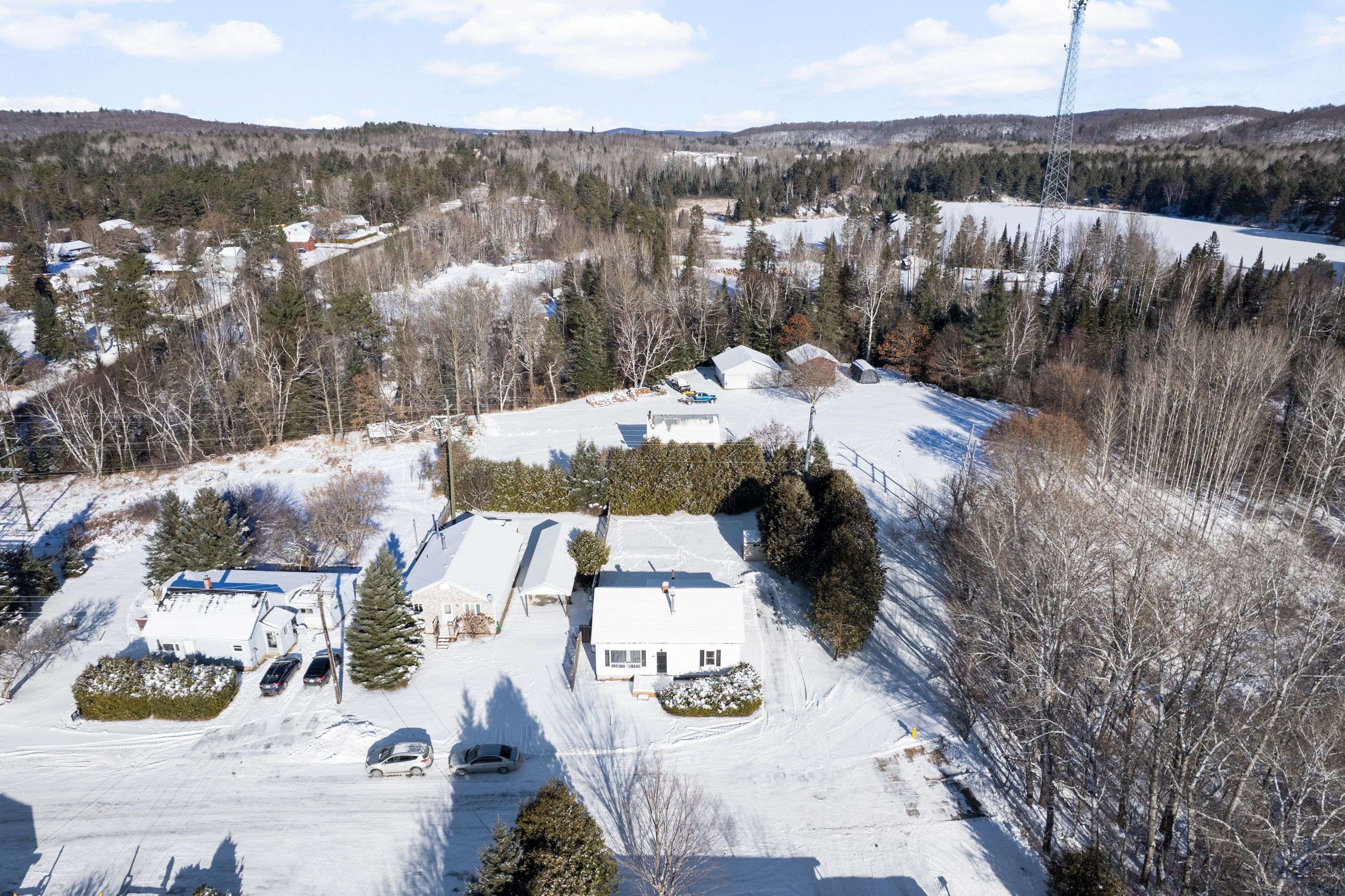 Madawaska Valley, ON K0J 1B0,21 Philip ST