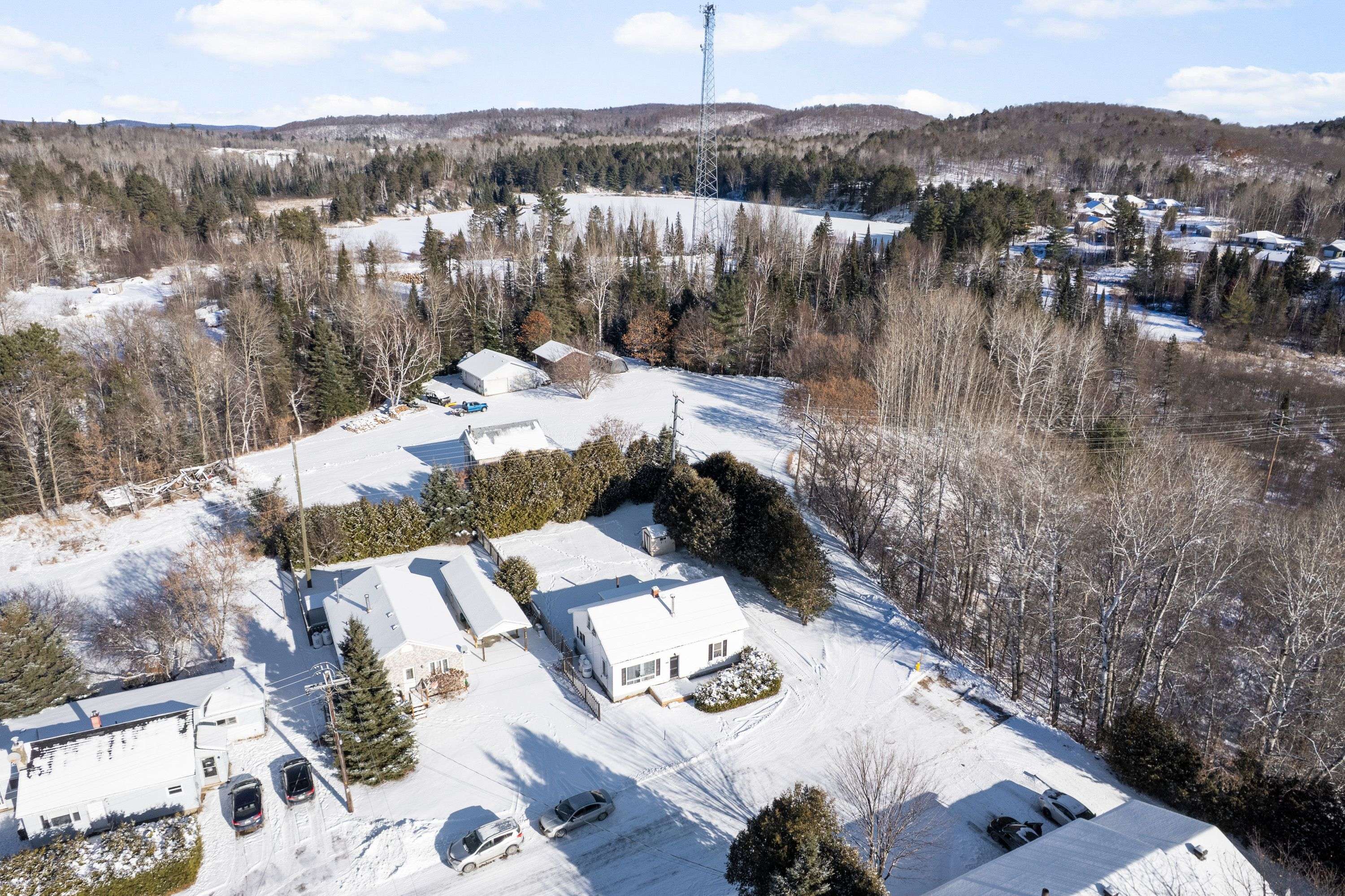 Madawaska Valley, ON K0J 1B0,21 Philip ST