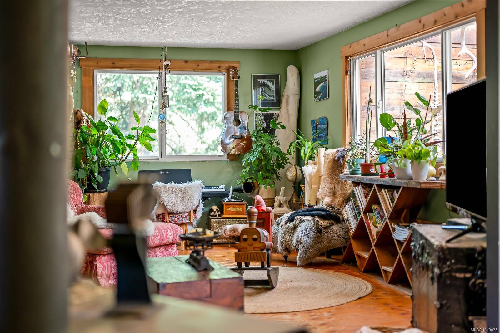 Cumberland, BC V0R 1S0,2983 Royston Rd