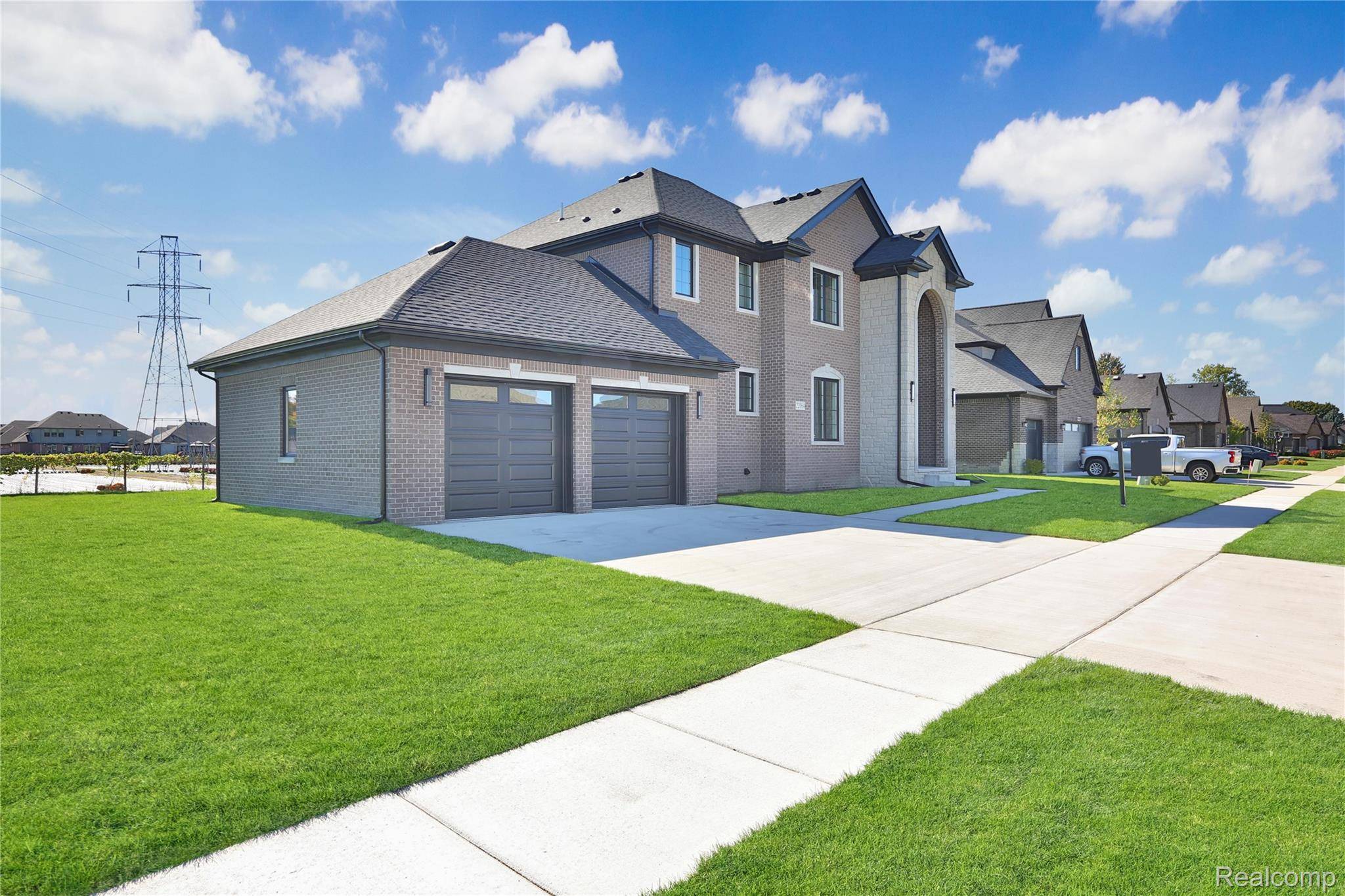 Macomb, MI 48044,22064 Chaucer CT