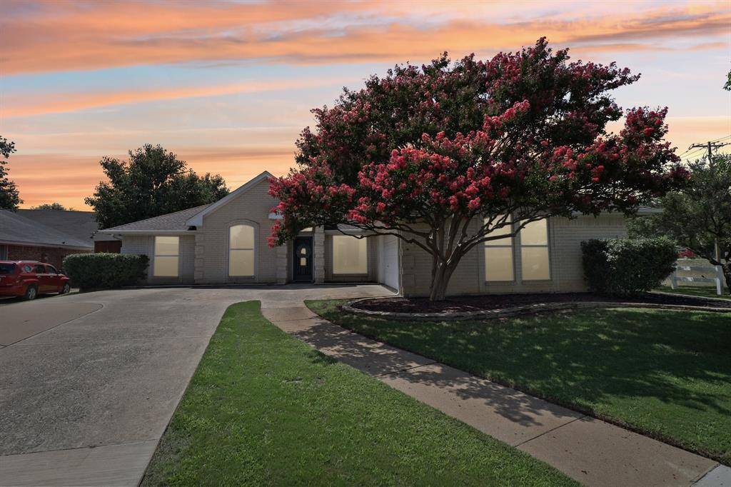 Kennedale, TX 76060,515 Steeplechase Trail