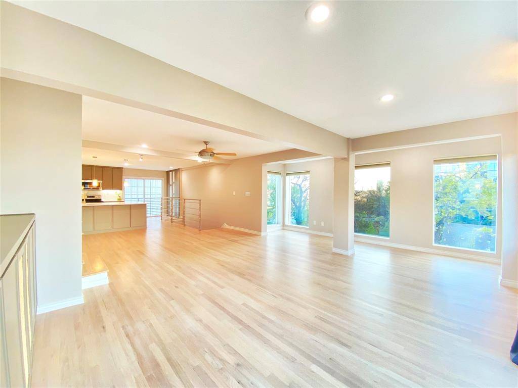 Dallas, TX 75219,3525 Routh Street #4