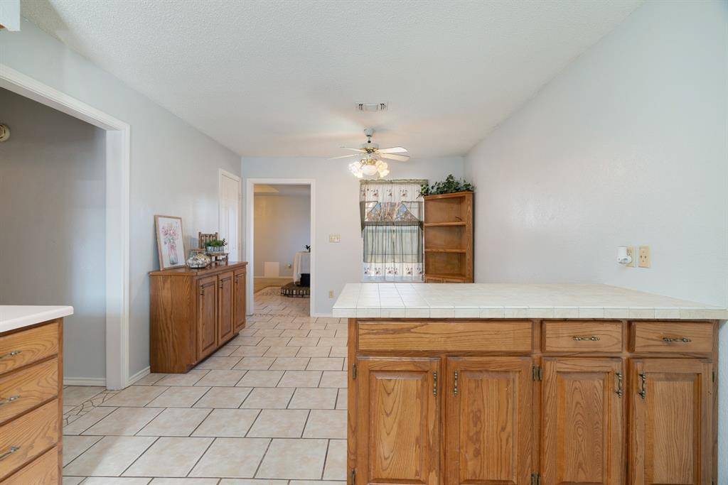 Powderly, TX 75473,201 County Road 35930