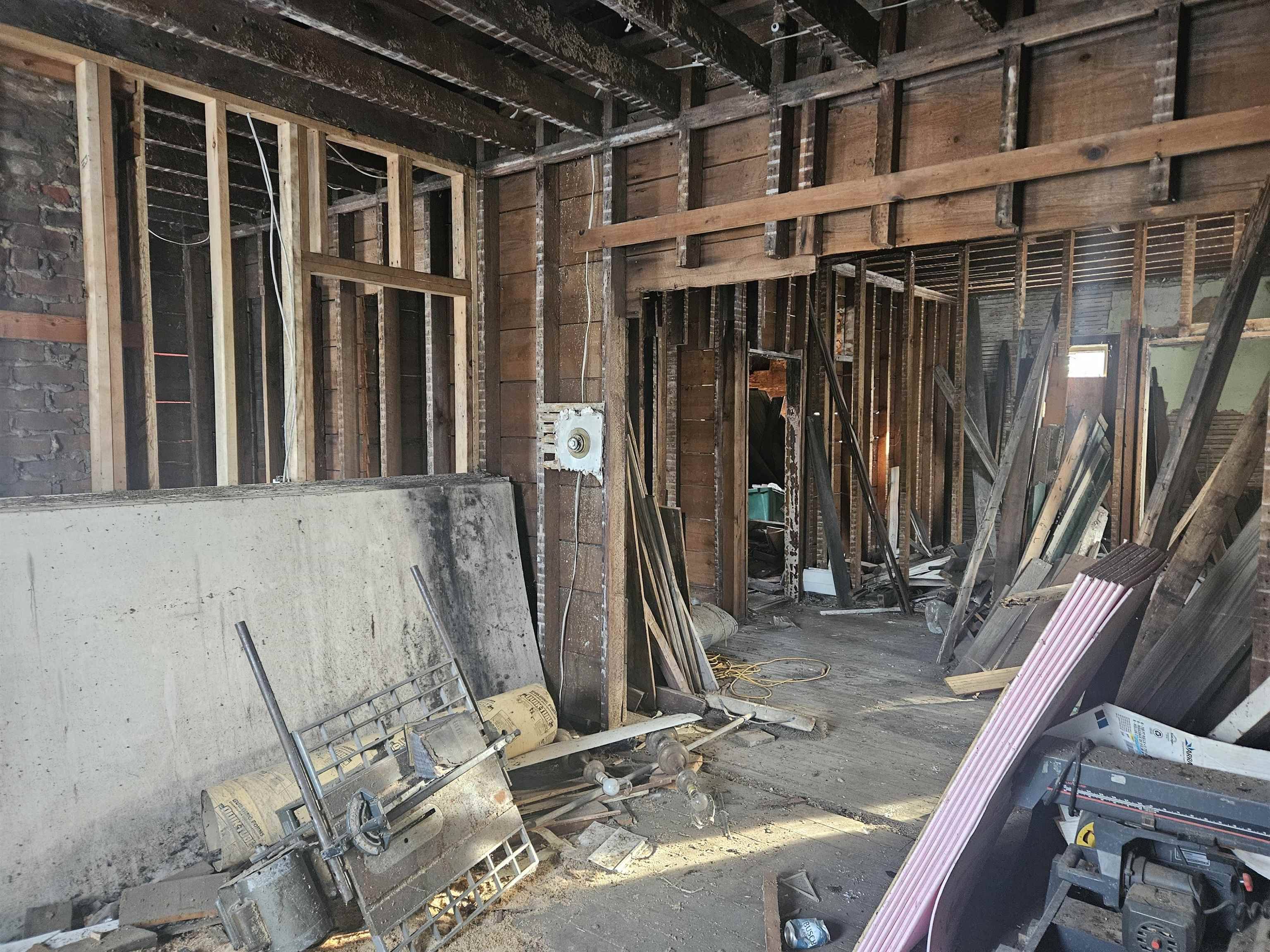 Caro, MI 48723,322 Wells ST