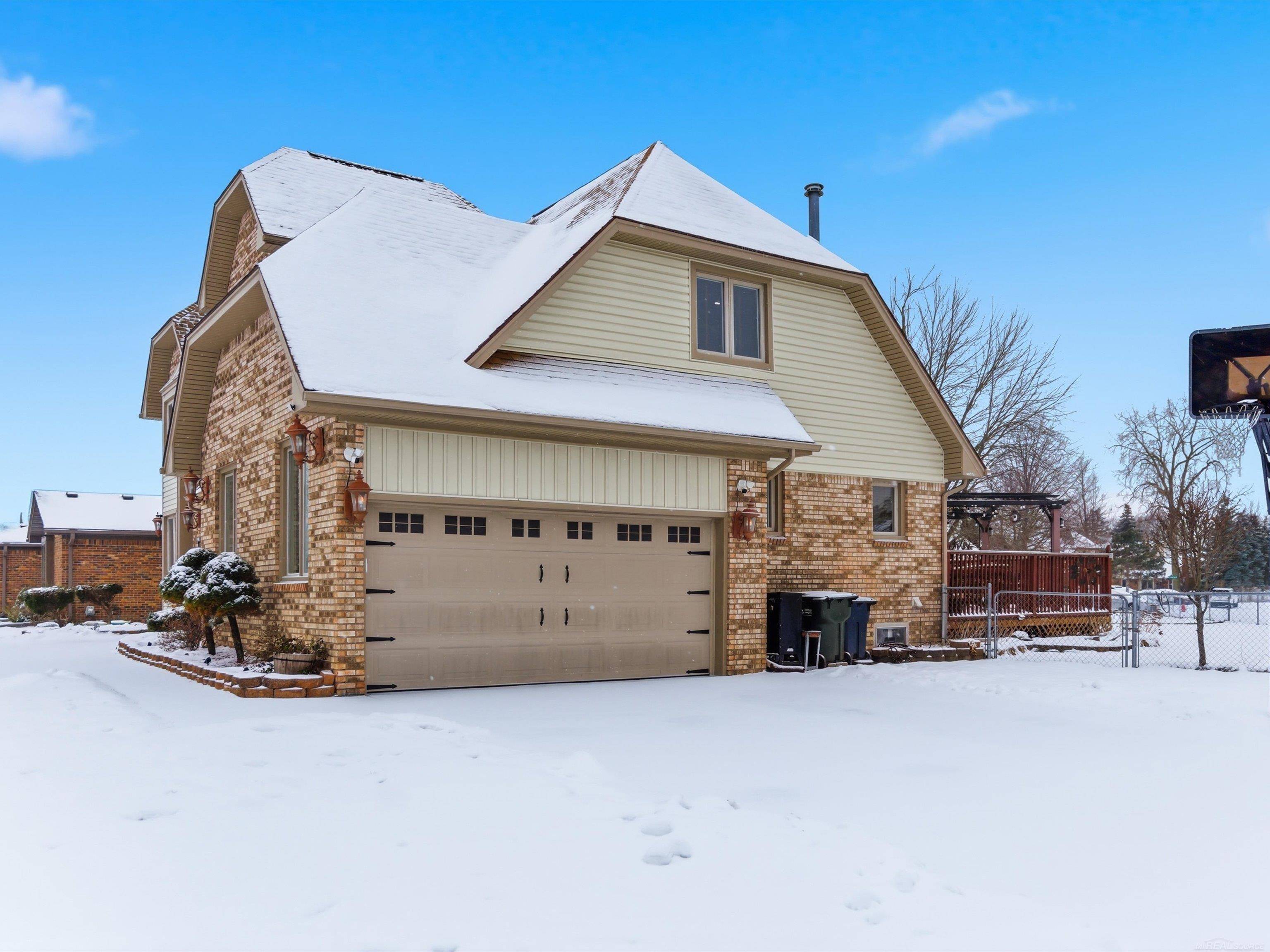 Sterling, MI 48310,40393 FORDWICH DR