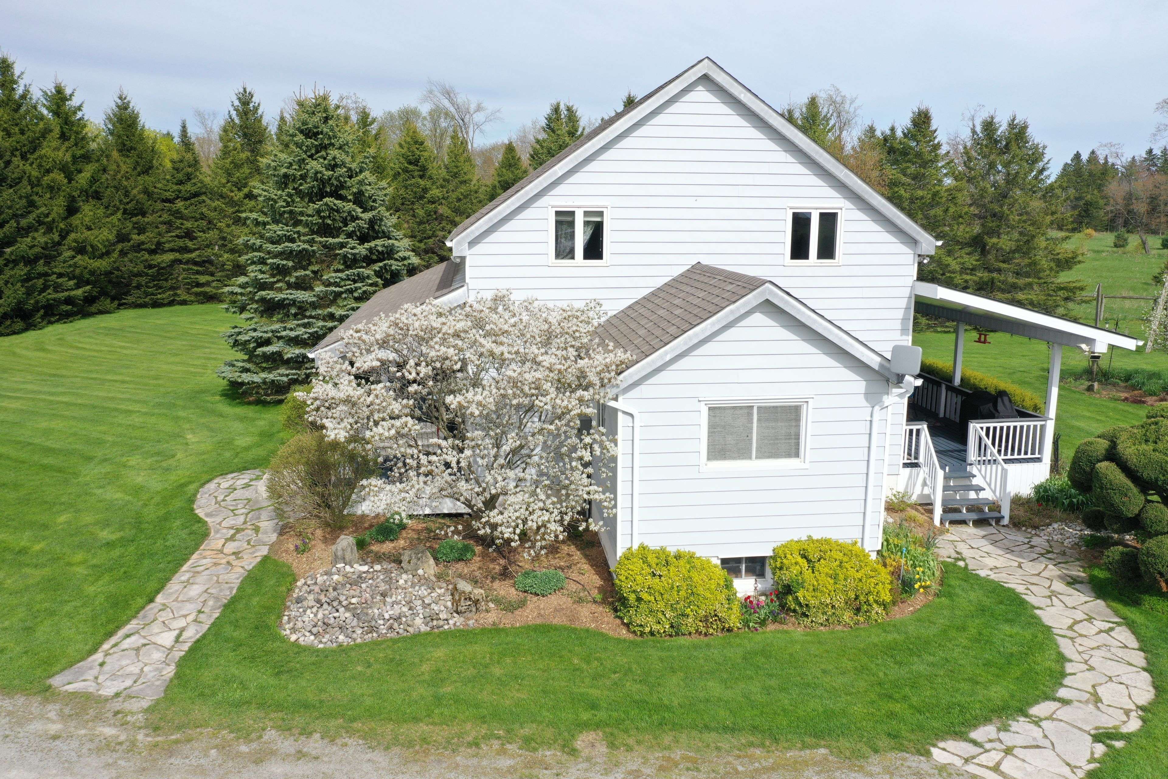 Caledon, ON L7K 1M2,18234 Mississauga RD