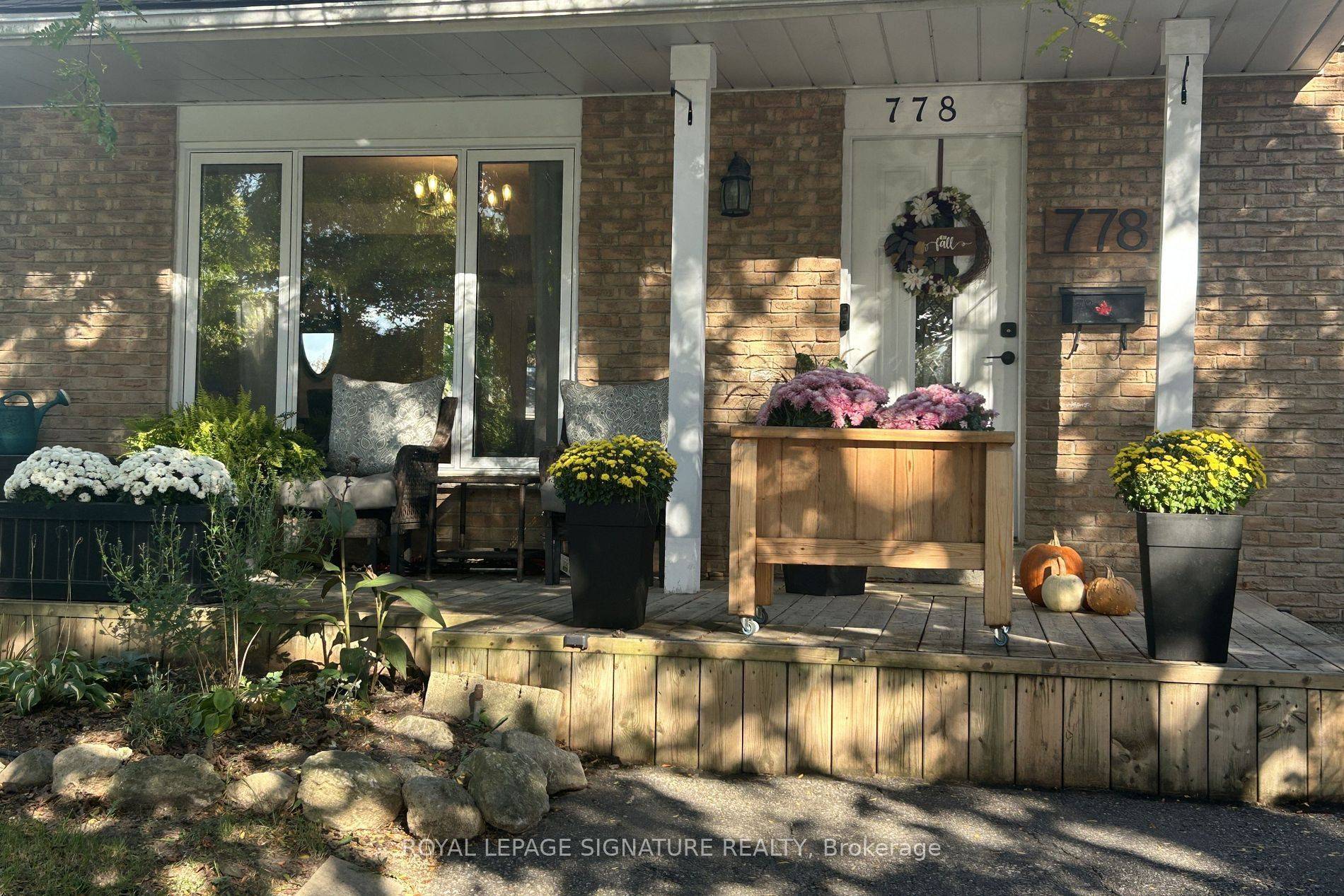 Milton, ON L9T 3M3,778 Byng CT