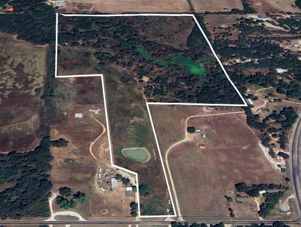 Gholson, TX 76705,1917 Wildcat Circle