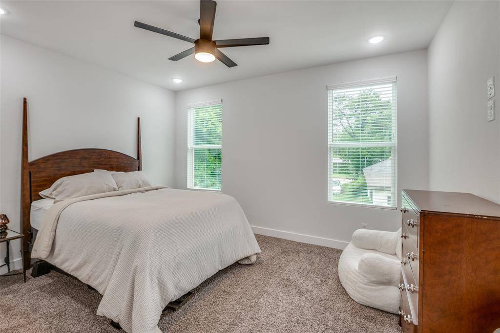 Dallas, TX 75215,2325 Budd Street