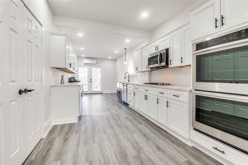 Dallas, TX 75235,2502 W Lovers Lane