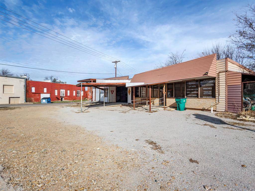 Coleman, TX 76834,201 E Liveoak Street