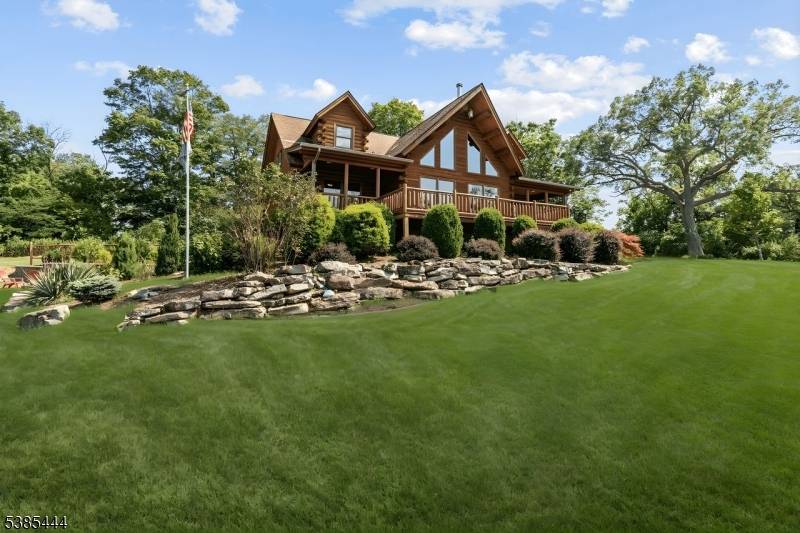 Hampton Twp., NJ 07860,2 - 4 Garrett Dr