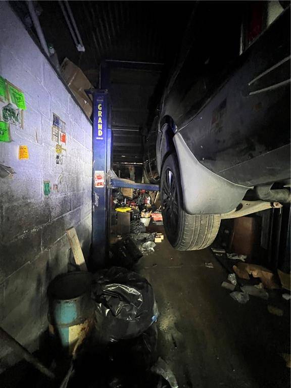 Brooklyn, NY 11236,992 Remsen AVE