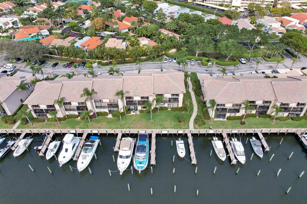 Delray Beach, FL 33483,240 Captains Walk #510