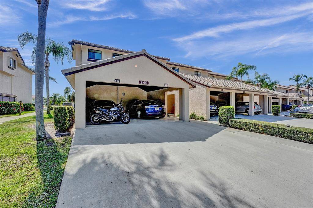 Delray Beach, FL 33483,240 Captains Walk #510