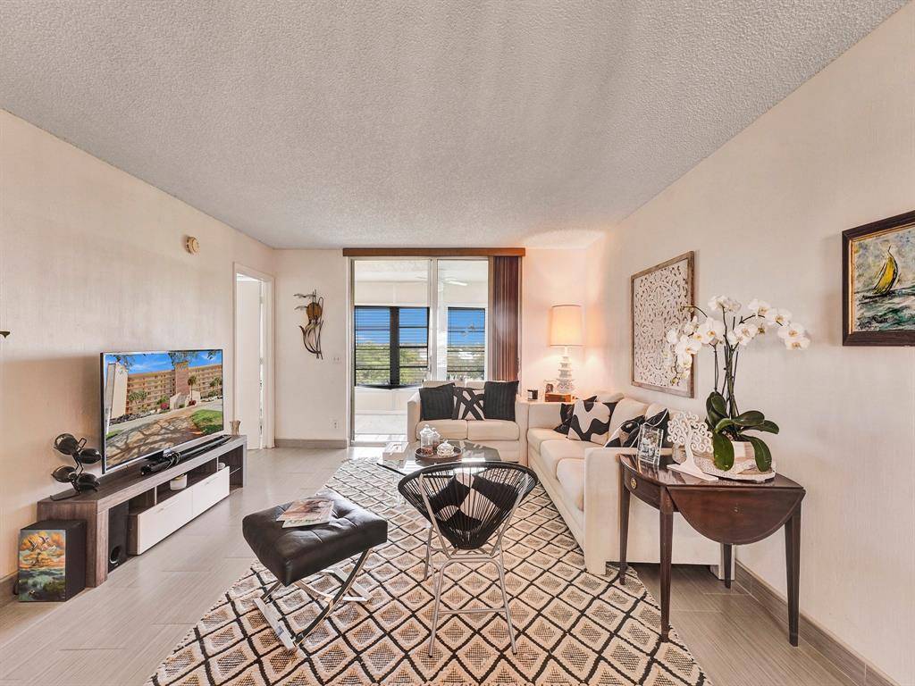 Delray Beach, FL 33446,14527 Bonaire Blvd #701