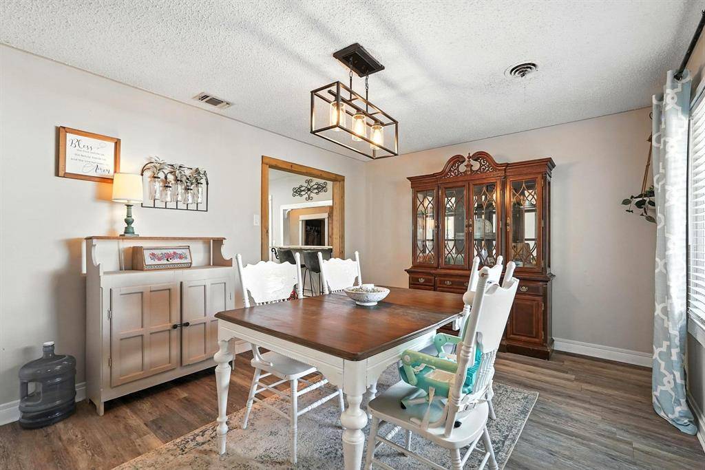 Hamlin, TX 79520,1017 2nd Street