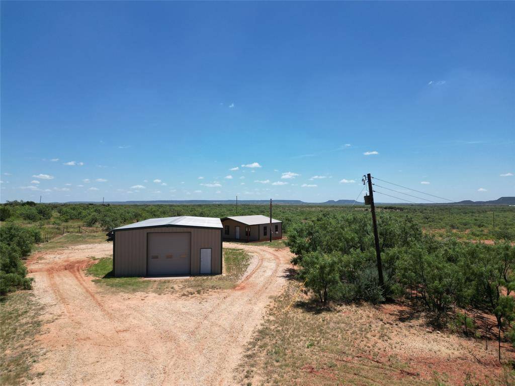 Ovalo, TX 79541,5725 FM  604