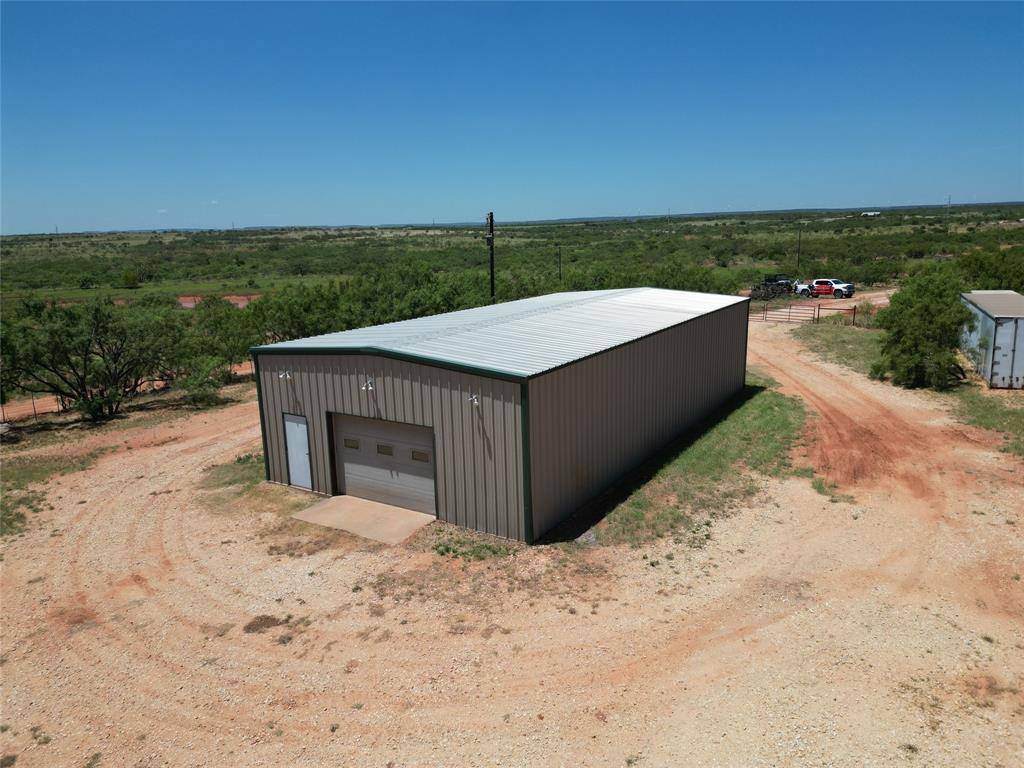 Ovalo, TX 79541,5725 FM  604