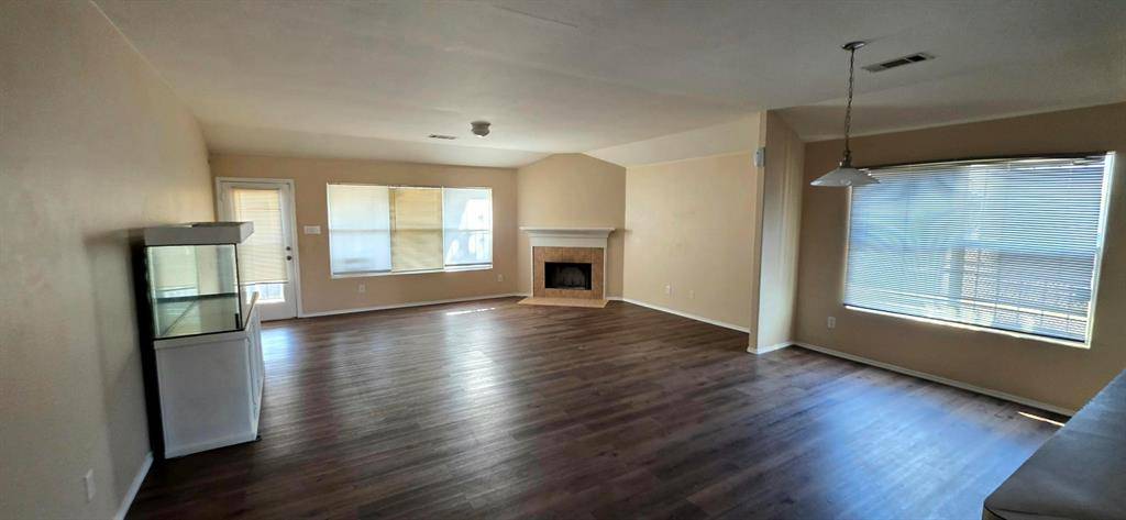 Dallas, TX 75241,104 Idlewheat Lane