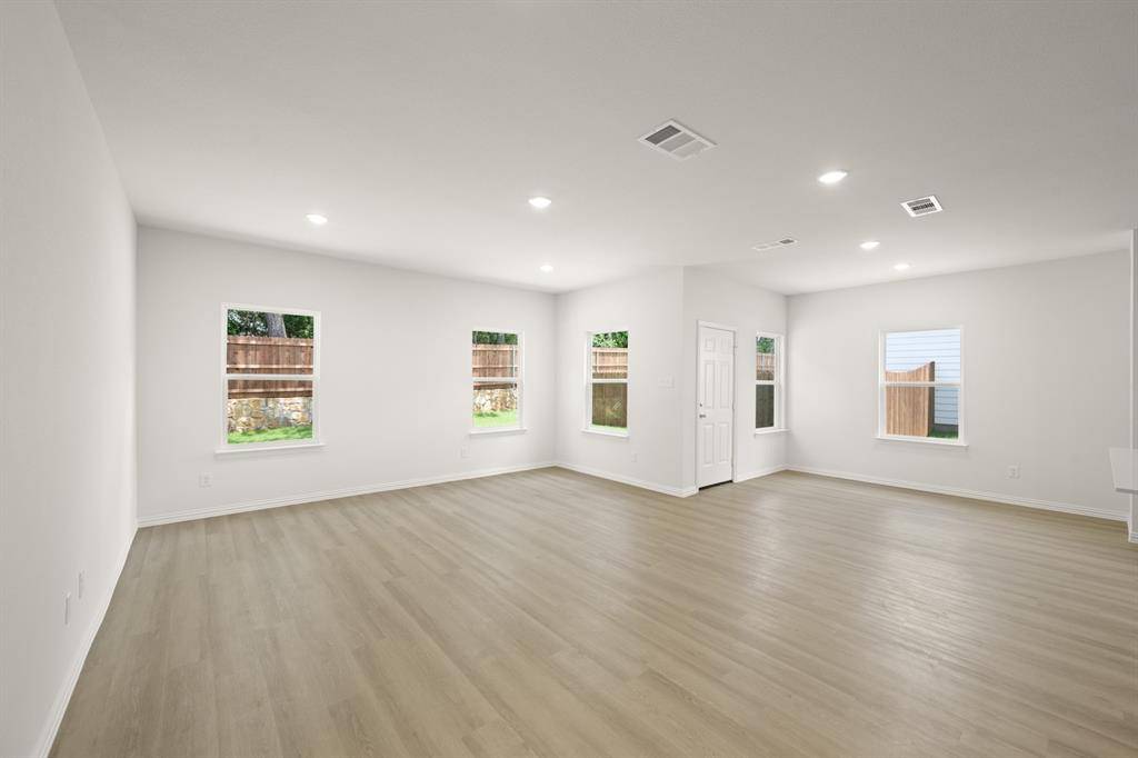 Cleburne, TX 76031,121 Kylie Street