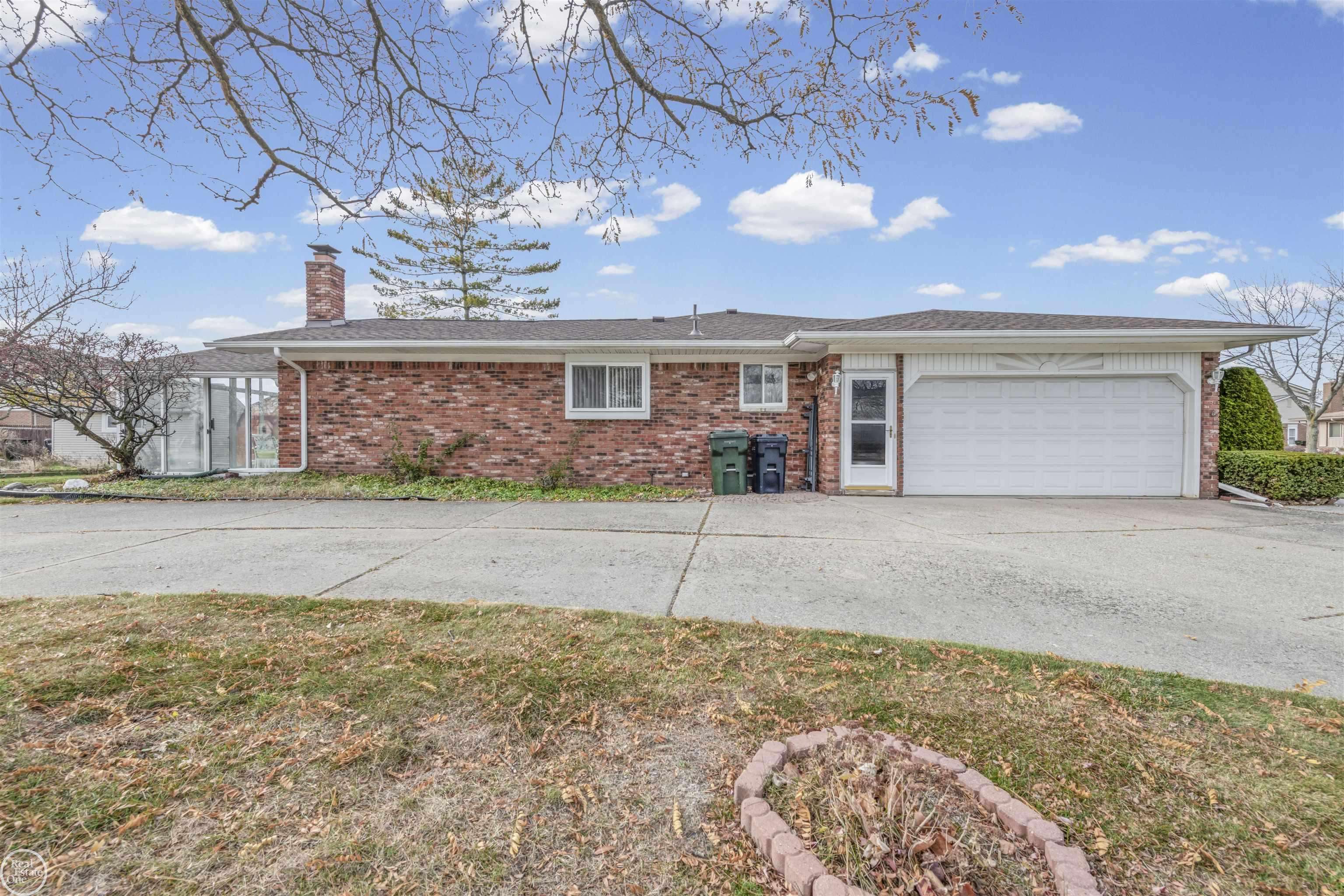 Sterling Heights, MI 48310,4786 Lucerne DR