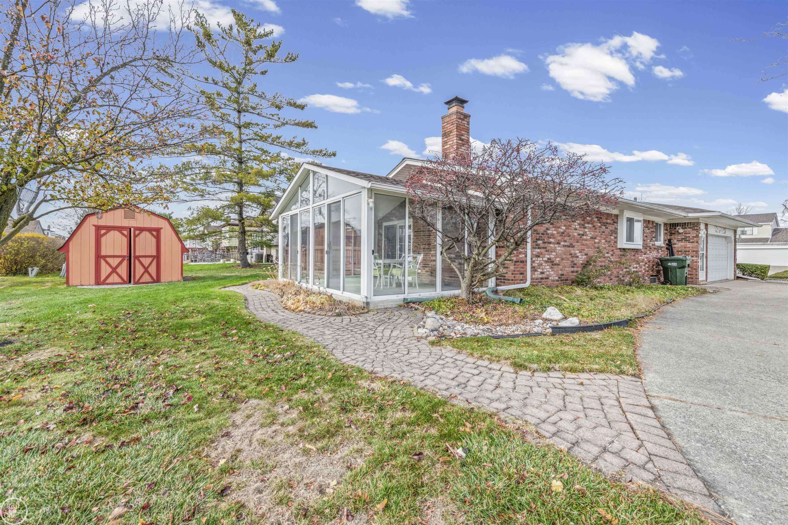 Sterling Heights, MI 48310,4786 Lucerne DR