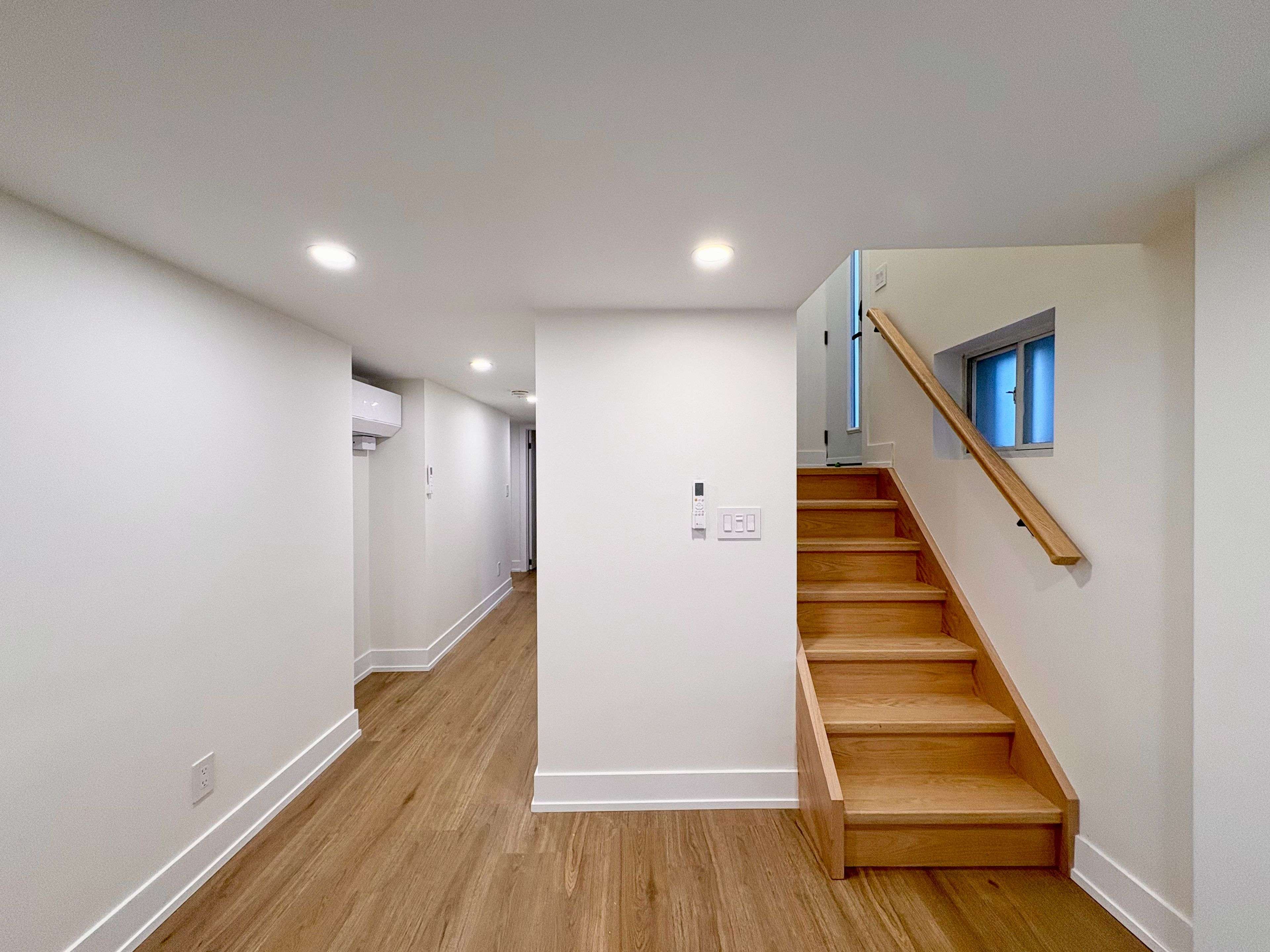 Toronto E03, ON M4J 2C6,275 Mortimer AVE