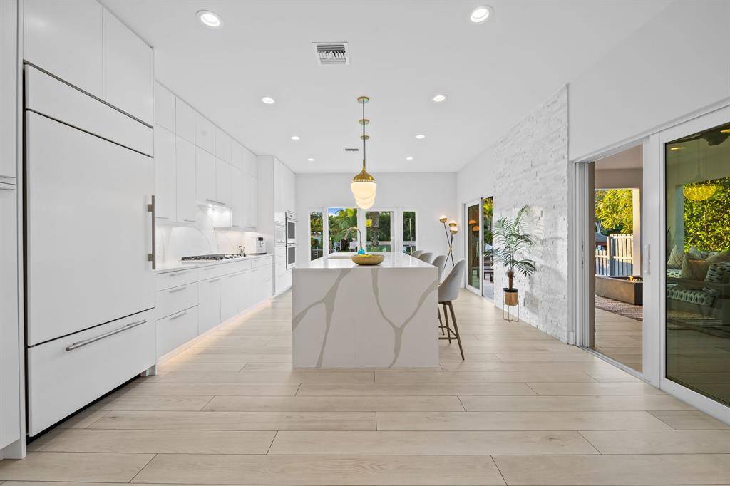 Fort Lauderdale, FL 33305,1731 NE 23rd Ave